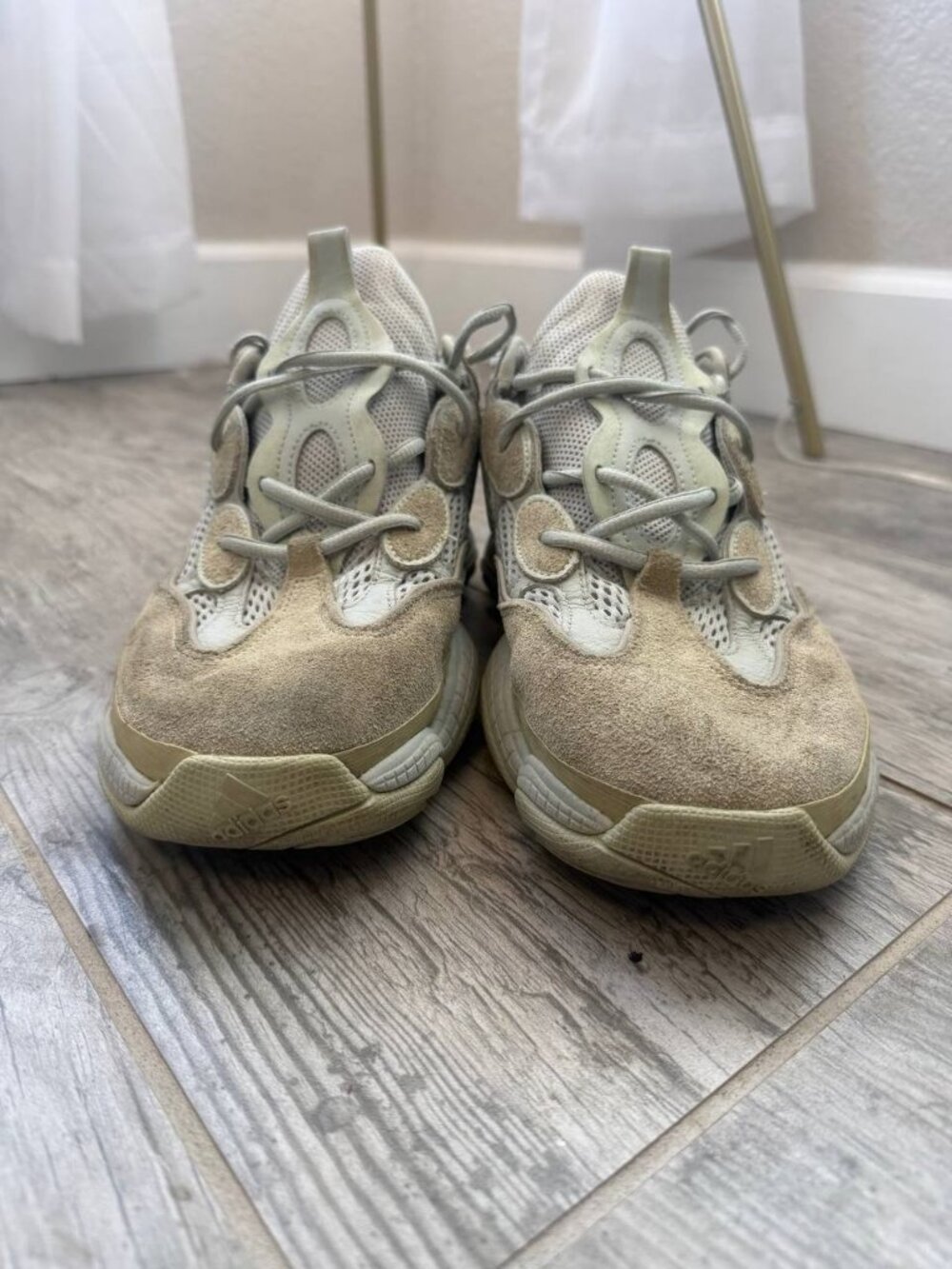 adidas Yeezy 500 Salt Low Top Sneakers